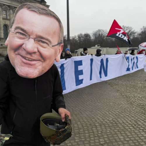 Germania lansează serviciul militar voluntar pentru tinerii de 18 ani din 2026