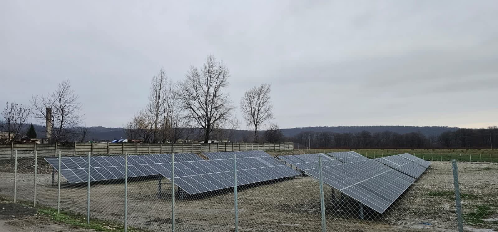Comuna Runcu inaugurează parcul de panouri solare Dobrița pentru energie verde