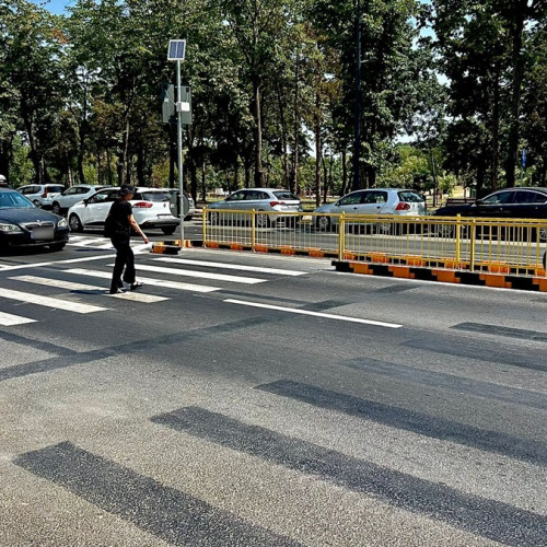 Guvernul propune semafoare și marcaje noi pentru siguranța în trafic