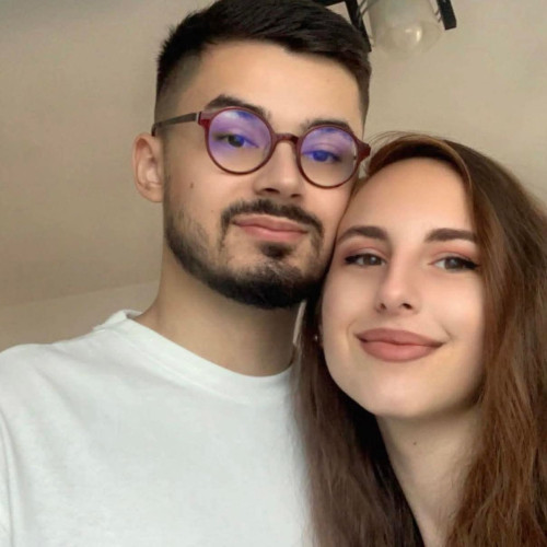 Profesora Daria Bobic a fost cerută în căsătorie la Târgu Jiu