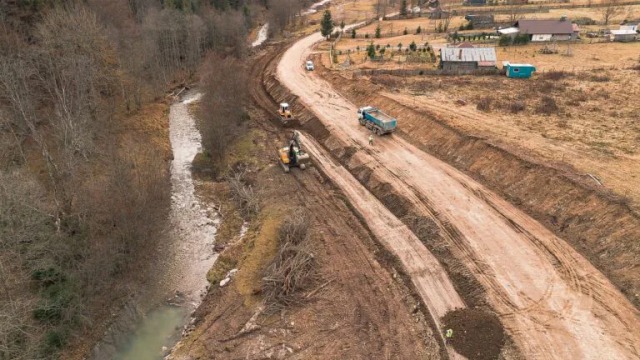 Compania Națională de Investiții prezintă imagini noi de pe drumul alternativ la DN1 Valea Prahovei