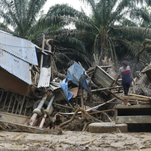 Inundațiile din Sumatra au provocat 950 de morți și mii de răniți în Indonezia