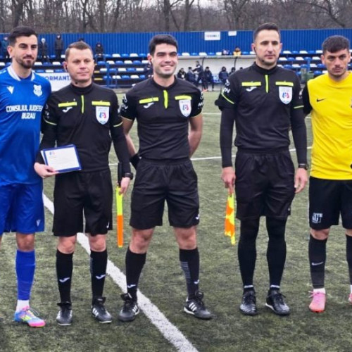 Doi arbitri vrânceni promovează în Liga a treia, un al treilea aproape de același pas