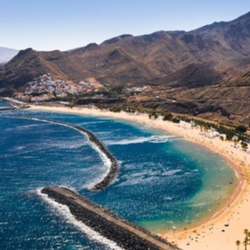 Patru persoane au murit după ce valuri uriașe au lovit o piscină naturală din Tenerife