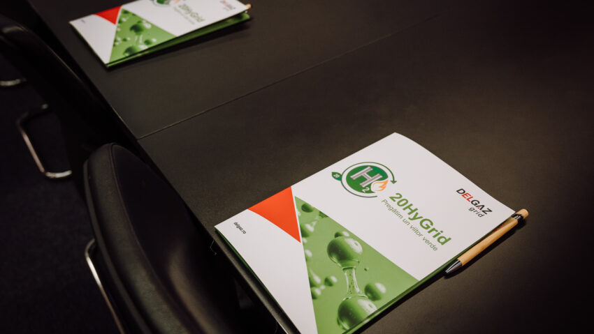 Experți discută soluții hibride pentru tranziția energetică a României la Tg. Mureș