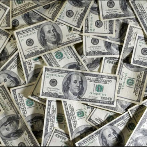 Excedentul comercial al Chinei depășește 1.000 miliarde dolari în 11 luni