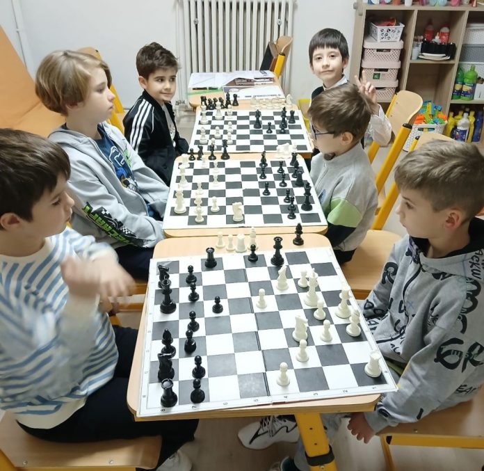 Concurs șahist dedicat Marii Uniri, organizat de CSM Focșani 2007 și Smart School Soare