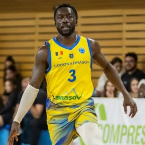 Corona Brașov câștigă cu un coș decisiv în ultimele secunde contra Rapidului