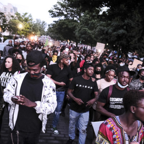 Doisprezece agenţi FBI dau în judecată pentru concedierea după protestele din 2020