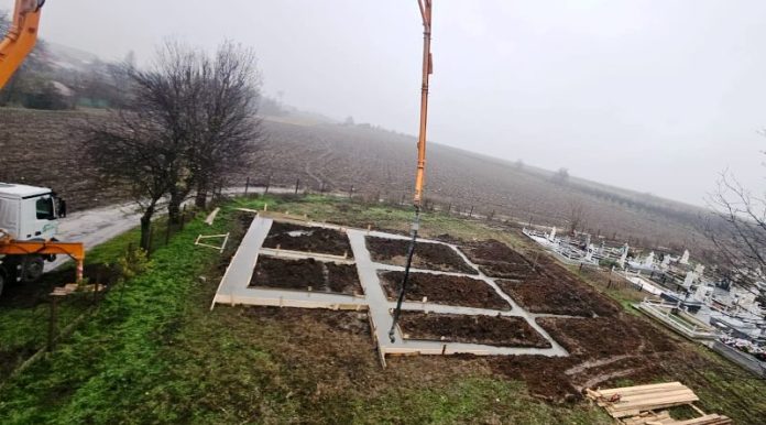 Începute lucrările pentru casă praznicală și capelă mortuară la biserica din Domnești