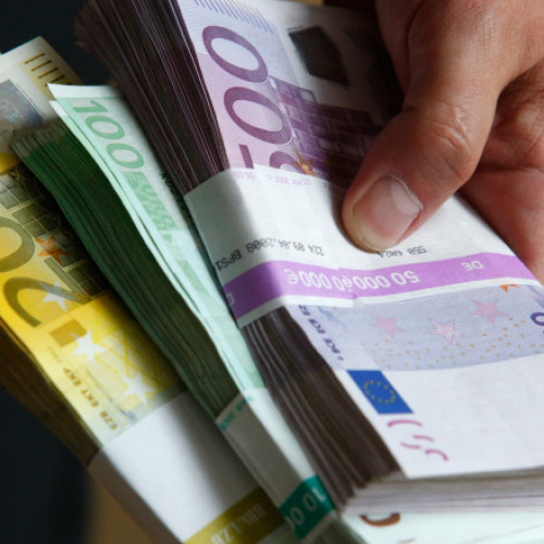 Proiectul „Golden Visa” pentru investitorii străini, retras după avize negative