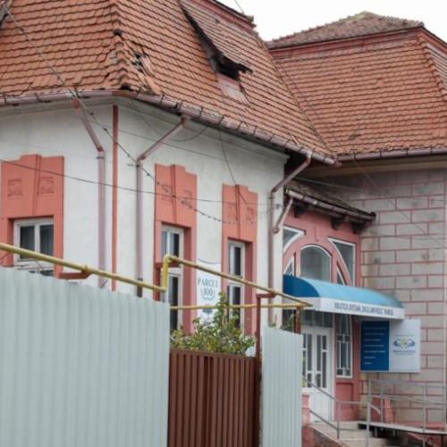 Progrese importante în restaurarea sălii de lectură a Bibliotecii Județene Vrancea