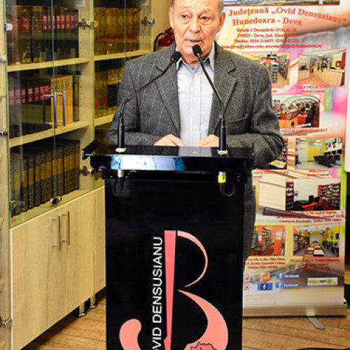 Profesorul Mihai Petre lansează noul volum „Recitiri și rescrieri” la Biblioteca Județeană Hunedoara