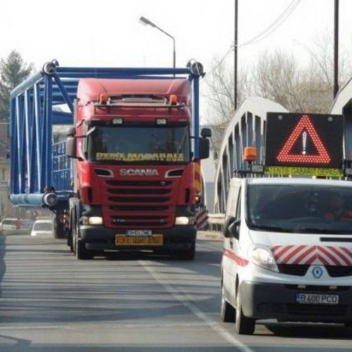 Trafic îngreunat în noaptea aceasta pe mai multe drumuri naționale din Dâmbovița și alte județe