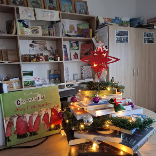 Biblioteca din Bezdead a primit o nouă donație de cărți prin platforma Educab HUB