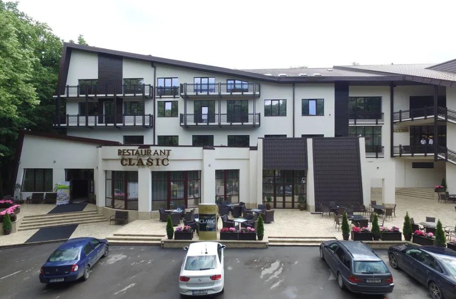 Două hoteluri din Botoșani, premiate la Gala Turismului din Nord-Est