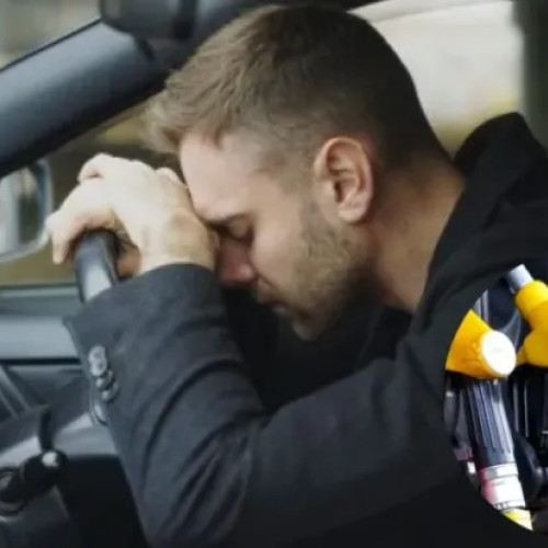 Carburanții continuă să se ieftinească în România în luna decembrie