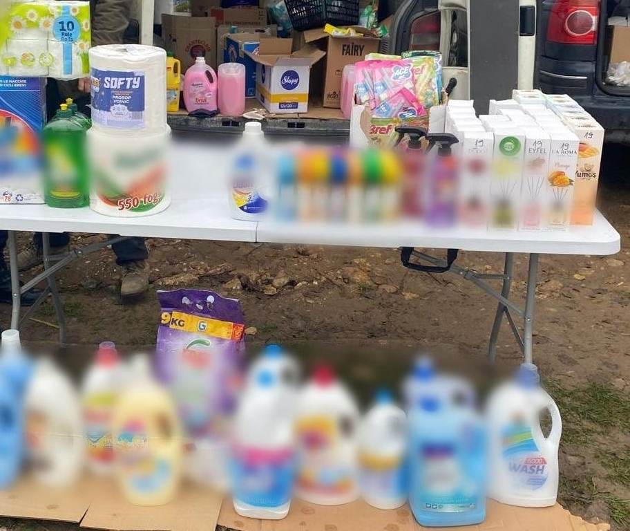Jandarmii gorjeni au depistat vânzători ilegali în târgurile săptămânale din Târgu-Jiu și Polovragi