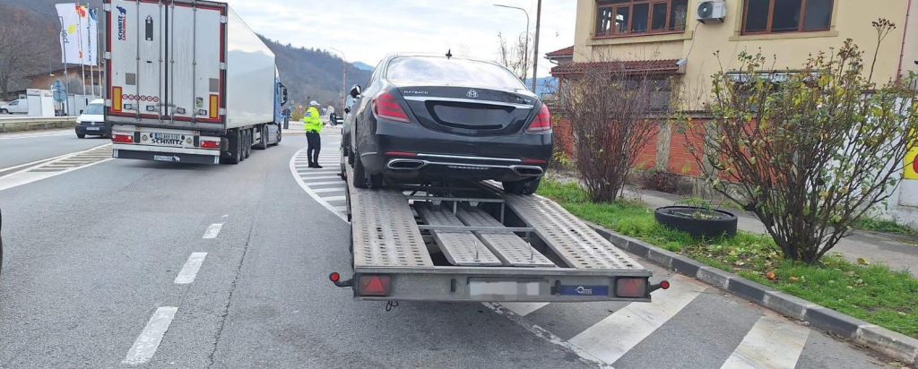 Amendă de 6.000 lei pentru șoferul prins cu tahograful neconform pe DN6