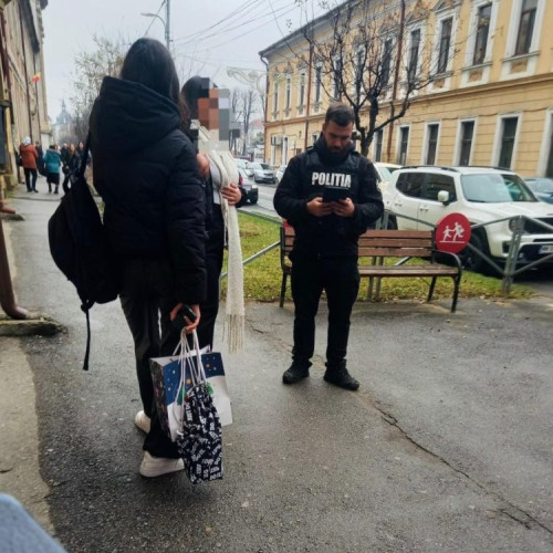 Acțiune integrată a polițiștilor pentru siguranța în școlile din Sighetu Marmației