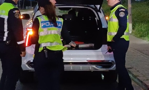 Polițiștii din Hlipiceni au aplicat peste 40 de sancțiuni în controale pentru violență domestică și trafic rutier