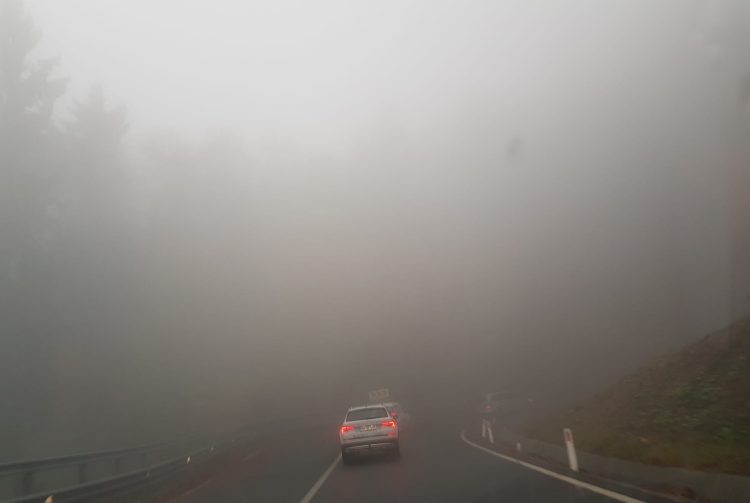 Cod galben de ceață în mai multe zone ale județului Maramureș