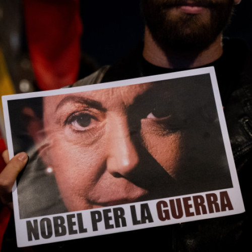 Maria Corina Machado reapare la Oslo după un an, în contextul crizei din Venezuela