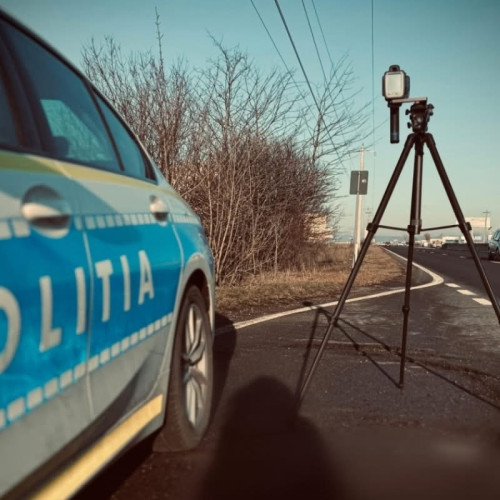 Polițist lovit de un autoturism pe banda de urgență a autostrăzii A1, în județul Arad