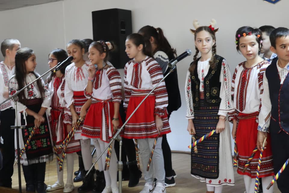 Festivalul județean „E vremea colindelor” revine la Târgu Cărbunești pe 16 decembrie 2025