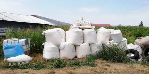 Amendă aplicată pentru depozitarea necorespunzătoare a îngrășămintelor chimice în Turceni