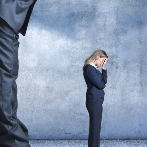 Guvernul adoptă proiecte pentru prevenirea violenței și hărțuirii la locul de muncă