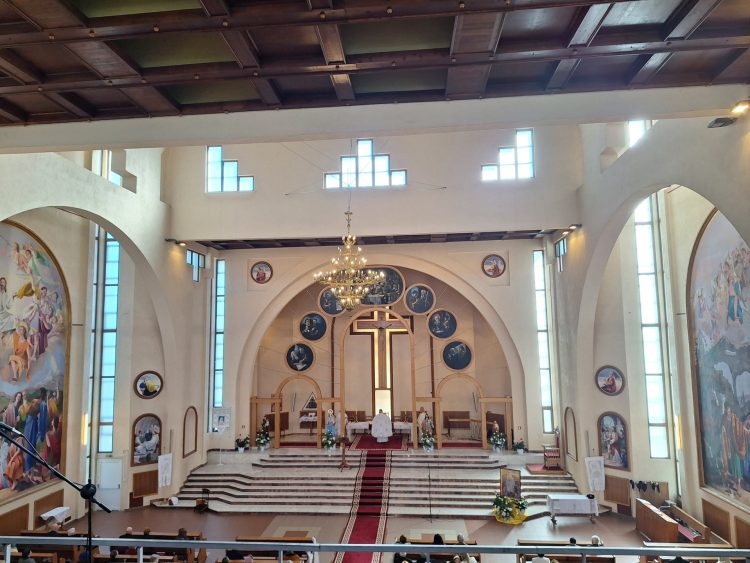 Concert eparhial de colinde la biserica „Sfânta Cruce” din Baia Mare