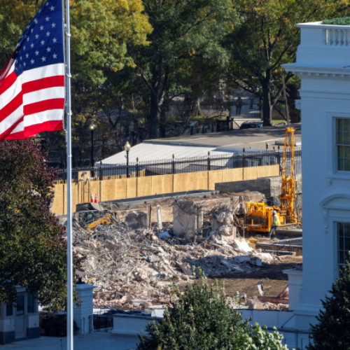 Contestarea proiectului sălii de bal a Casei Albe condus de Donald Trump intră în instanță