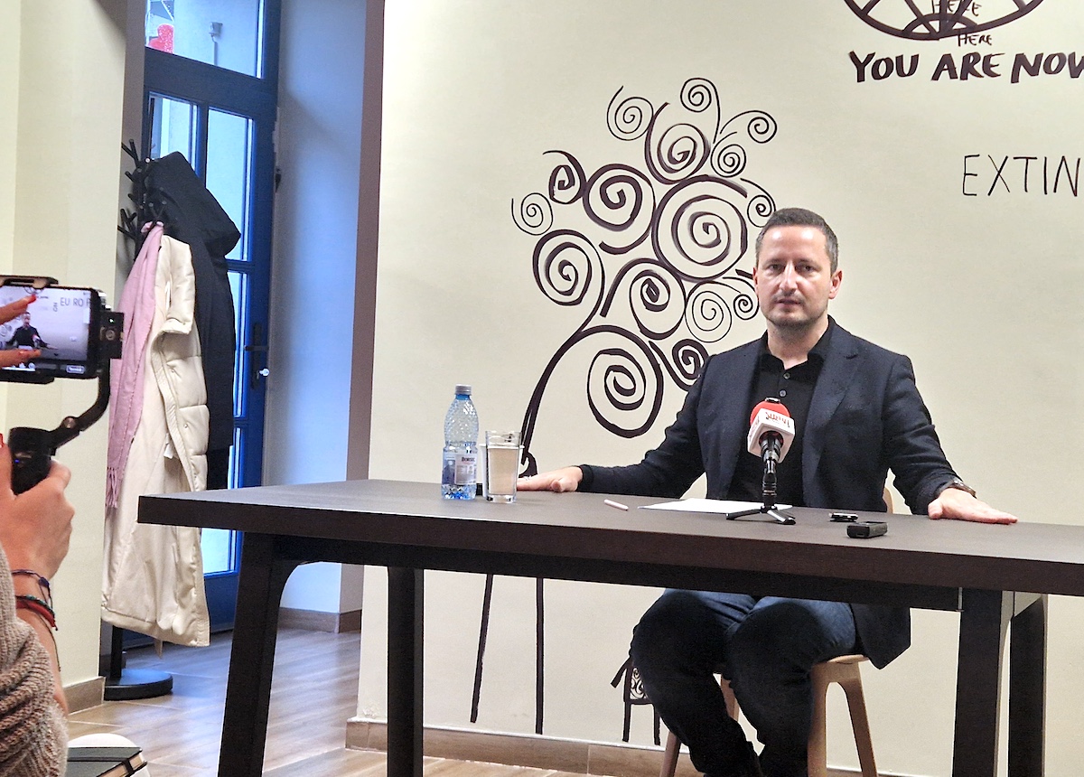 Nicu Ștefănuță susține revenirea fondurilor europene pentru bursele studenților