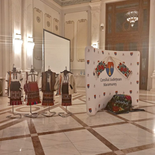 Meșterii din Maramureș prezintă tradițiile locale la Palatul Parlamentului