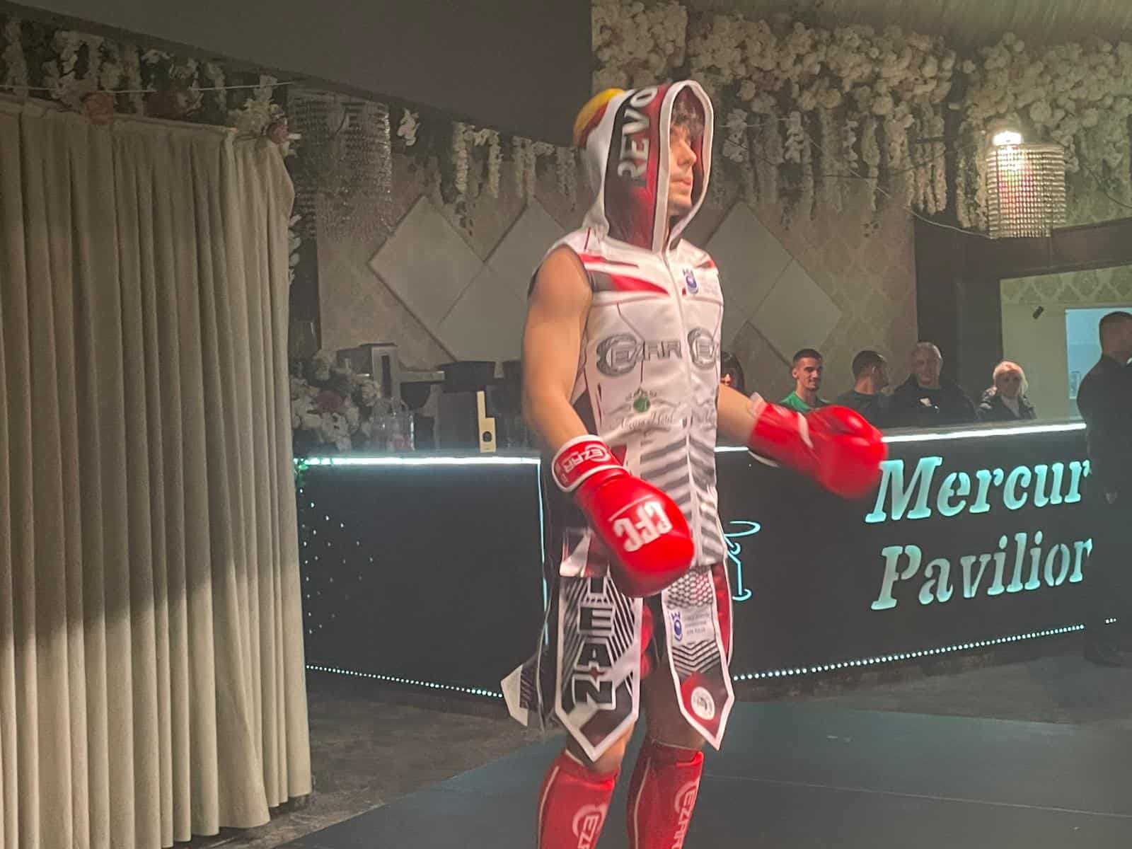 Cezar Fight Championship aduce 12 meciuri de kickbox și MMA la Alba Iulia