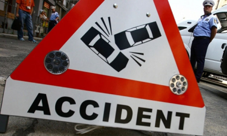 Bărbat rănește un stâlp în urma unui accident pe DN 17C în Săcel