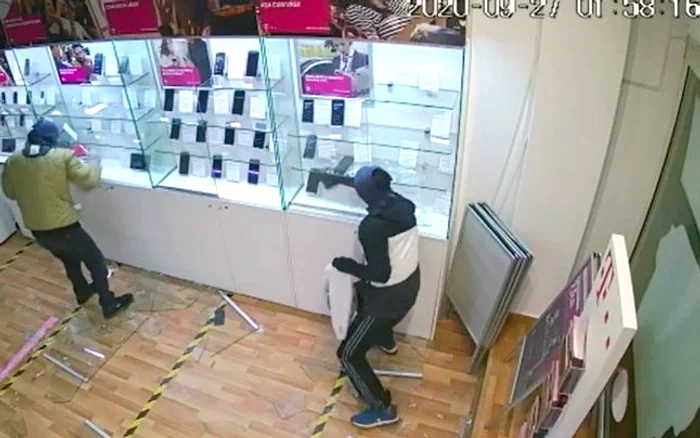 Curtea de Apel Alba Iulia schimbă încadrarea juridică pentru doi inculpați în dosarul unui furt calificat