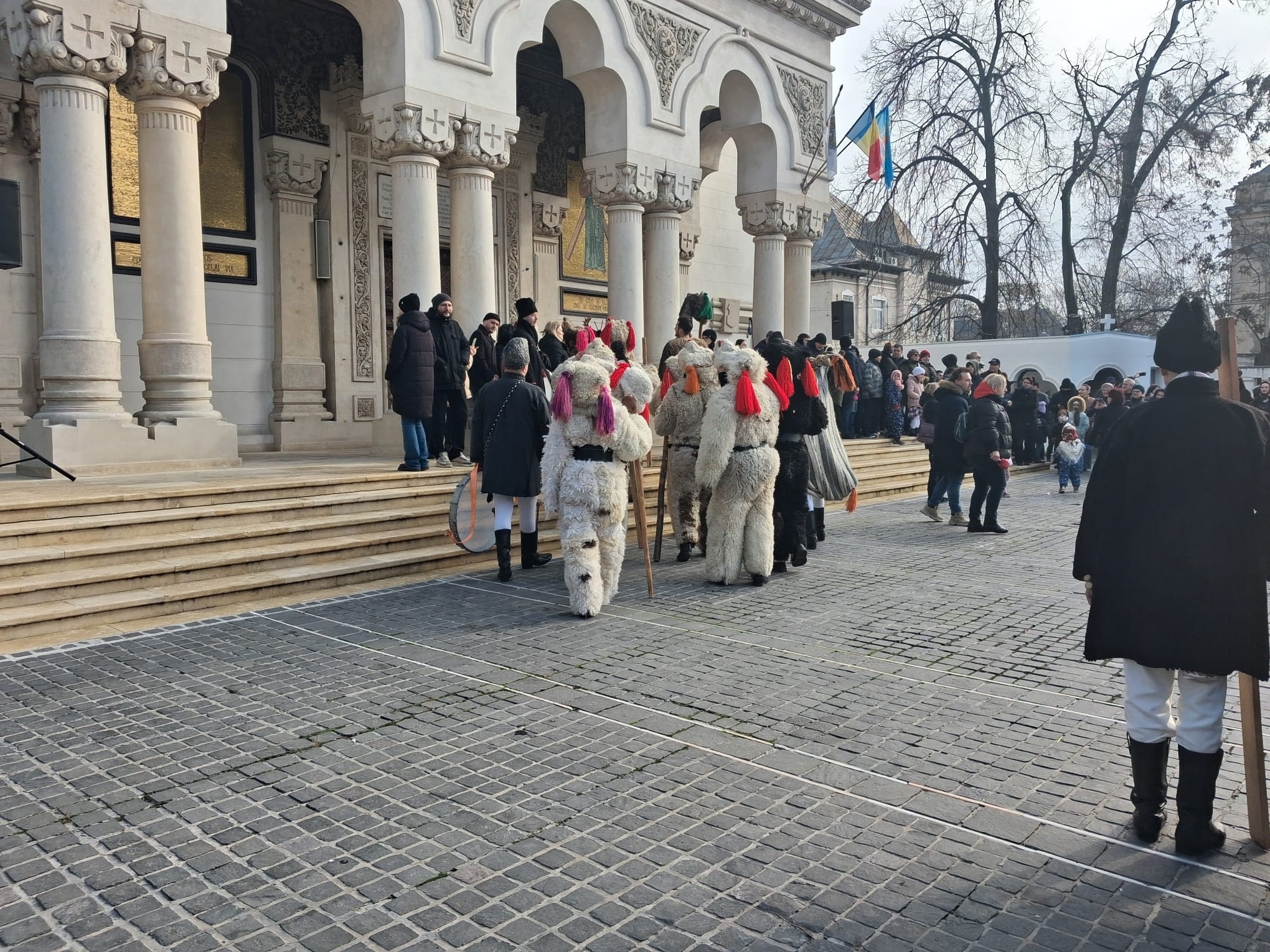 Festivalul de datini la Galați aduce colindători din cinci județe din țară