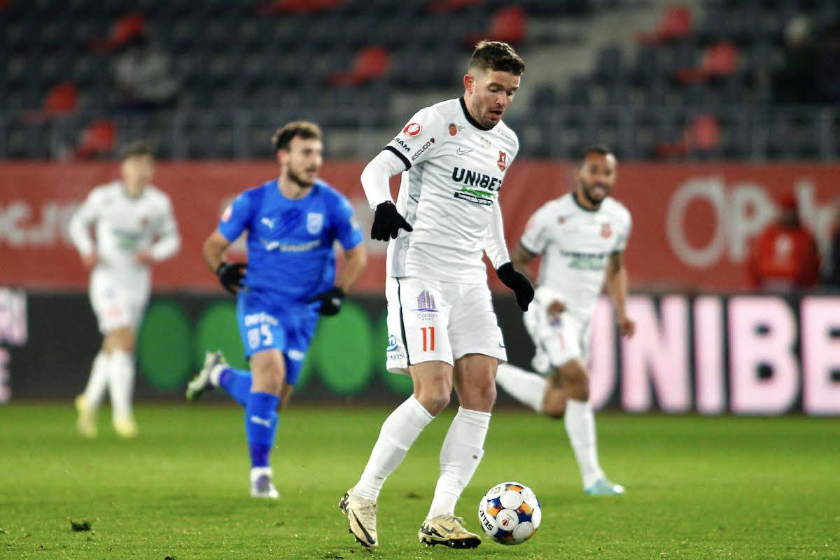 Universitatea Craiova a câștigat la Sibiu în debutul lui Dorinel Munteanu la Hermannstadt