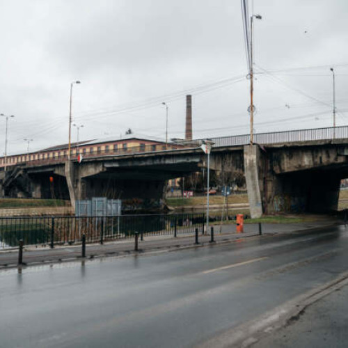 Încep lucrările de modernizare a podului dintre Gara de Nord și Calea Șagului