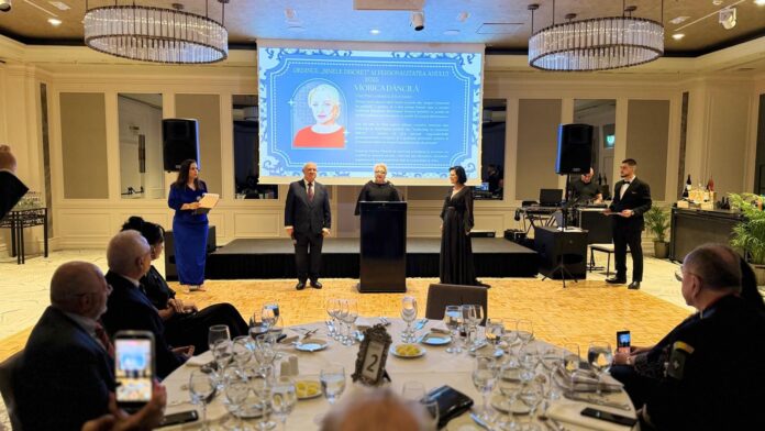 Viorica Dăncilă a primit distincția Ordinul Binelui Discret la Gala ADNR