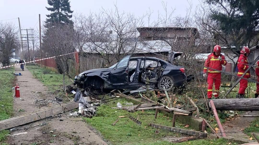Şofer urmărit de poliţie la Drăgăneşti Vlaşca a provocat un accident grav