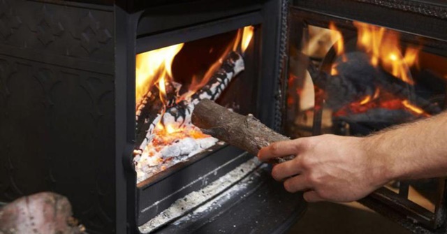 Familiile din Brașov primesc ajutoare de încălzire în valoare de 14 milioane lei