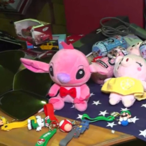 Autoritățile din Constanța confiscă mii de jucării contrafăcute din Asia