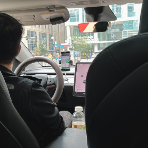 DNA pune sub urmărire penală patru administratori de firme de ride-sharing pentru evaziune fiscală