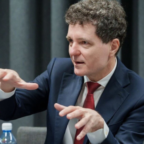 Nicuşor Dan promite o reformă stabilă în justiţie după consultări cu românii din Londra