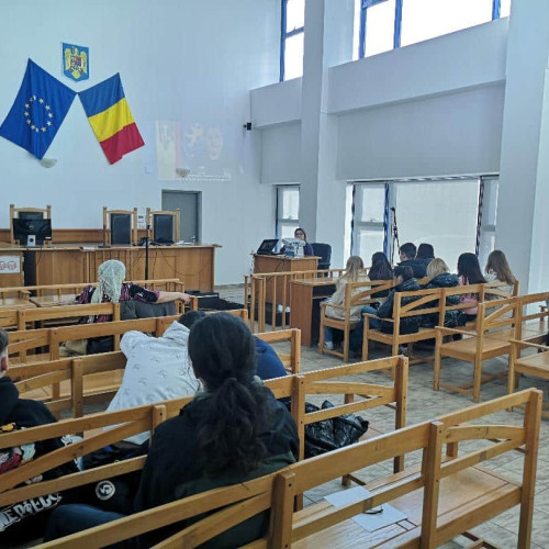 Serviciul de Probațiune Tulcea sprijină prevenirea delincvenței juvenile în școli