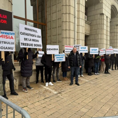 PUSL continuă protestele pentru criza apei și cere demisia ministrei mediului