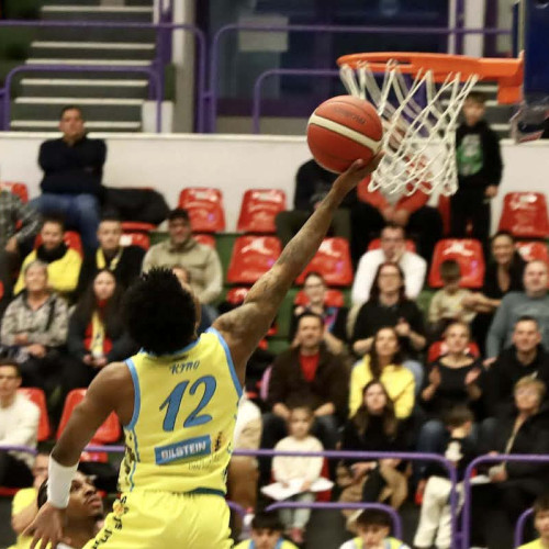 CSU Sibiu învinge CSM Târgu Mureș la un punct diferență și rămâne în cursa pentru Final 8